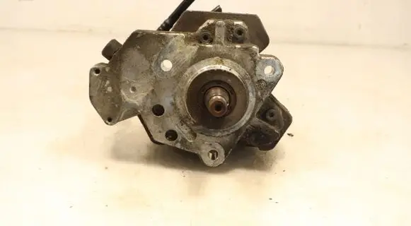 Renault Master II Fuel injection high pressure pump 0445010075