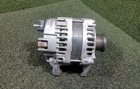 Renault Trafic III (X82) Generator/alternator 231009096R