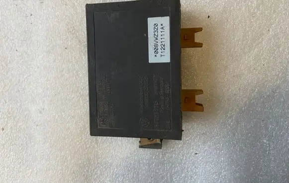 Volkswagen Transporter - Caravelle T4 Immobilizer control unit/module 7H0953257BB 5WK4678