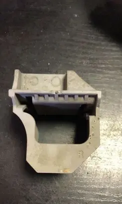 BMW 1 E81 E87 Radiator mount bracket 7526444