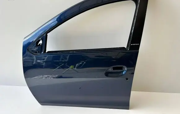 Renault Sandero II Front door 801113948R