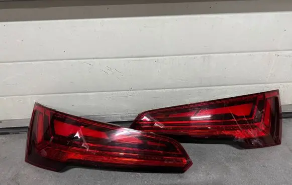 Audi Q5 SQ5 Rear/tail lights 80A945075B 80A945076B