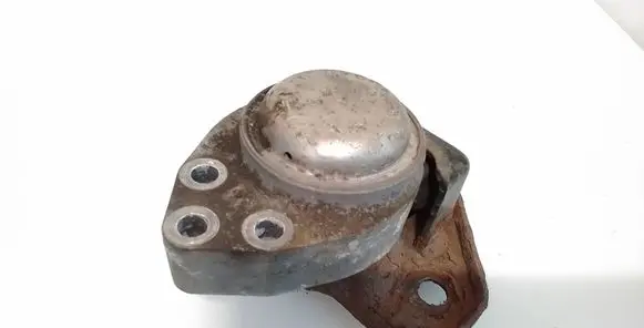 Mazda 2 Engine mount bracket P4FPA