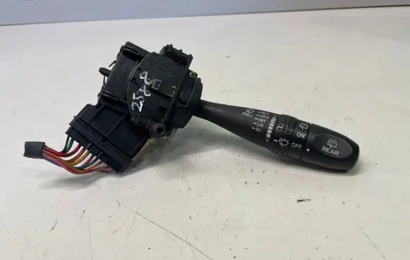 Hyundai Getz Wiper control stalk 32933A