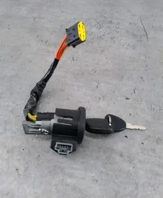 Renault Clio II Ignition lock 