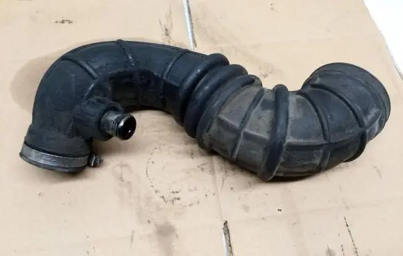 Ford Mondeo MK II Intercooler hose/pipe 97BB9C623AC