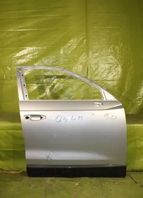 Audi Q3 F3 Front door 000259