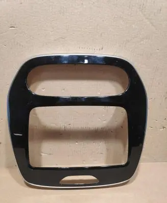Renault Captur Panel trim 682703896R