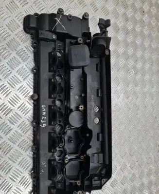 BMW 5 E39 Rocker cam cover 0928400352