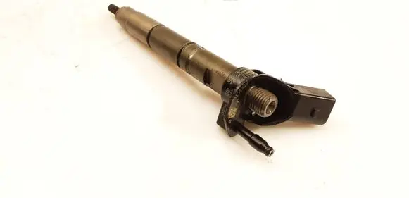 Mercedes-Benz CLS C219 Fuel injector A6420701987