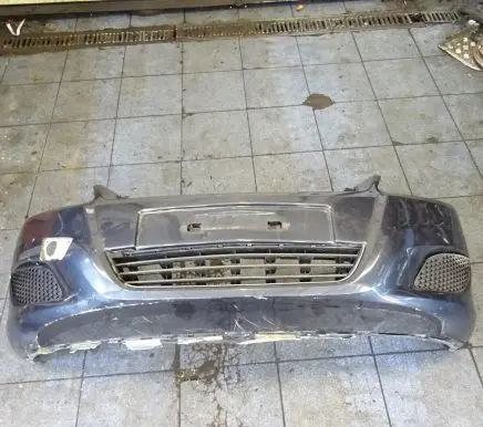 Opel Zafira B Front bumper