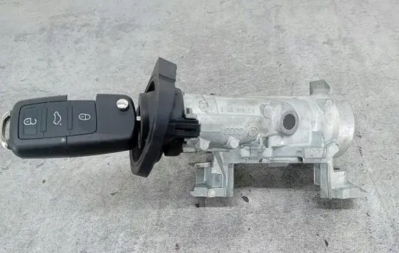 Seat Leon (1P) Ignition lock 1K0905851B