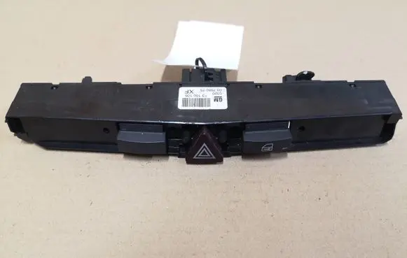 Opel Zafira B A set of switches 13100105 03758075