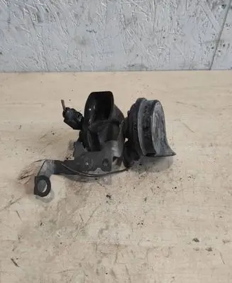 Audi A3 S3 8P Horn signal 8R0951223B