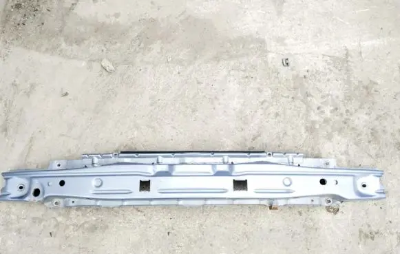 Opel Zafira A Front bumper cross member