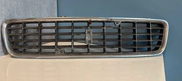 Volvo S80 Front grill 8659947