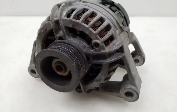 Opel Agila A Generator/alternator 24437119