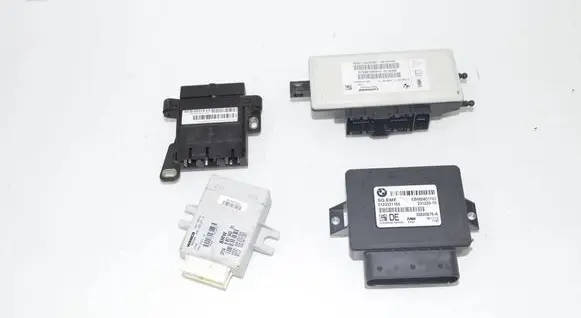BMW 5 F10 F11 Current control relay 9153418 61149153418 6857943