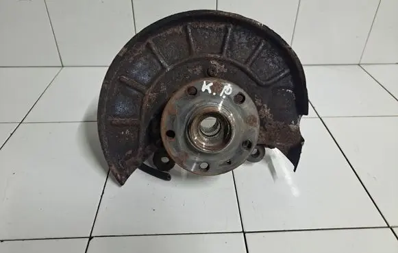 Seat Altea Front wheel hub