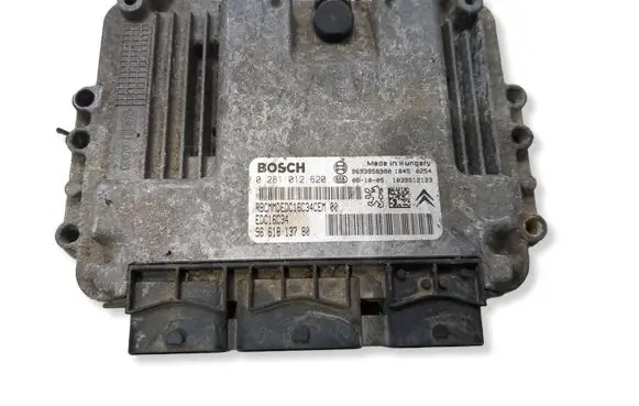Peugeot Partner Engine control unit/module 0281012620 9661813780 9653958980
