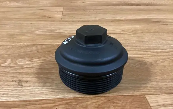 Volkswagen PASSAT B6 Oil filter cover 045115433B
