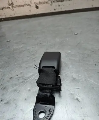 Toyota Aygo AB40 Rear seatbelt buckle 309104610AA