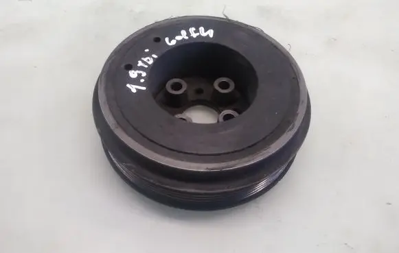 Volkswagen Golf IV Crankshaft pulley