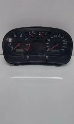 Volkswagen Golf IV Speedometer (instrument cluster) 0263611000 1J0919861