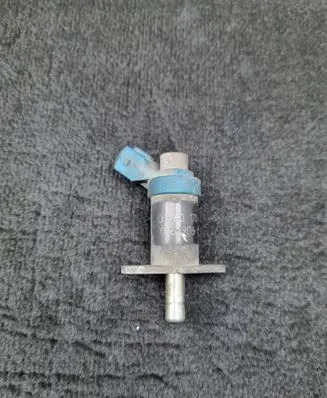 Audi A6 S6 C4 4A Fuel injector 0280170434 026906171A