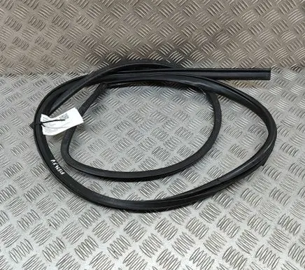 Mercedes-Benz GLC X253 C253 Rubber seal front coupe door SU00301638