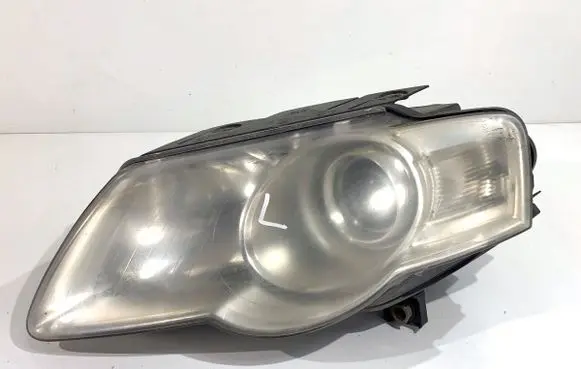 Volkswagen PASSAT B6 Headlight/headlamp 3C0941005J