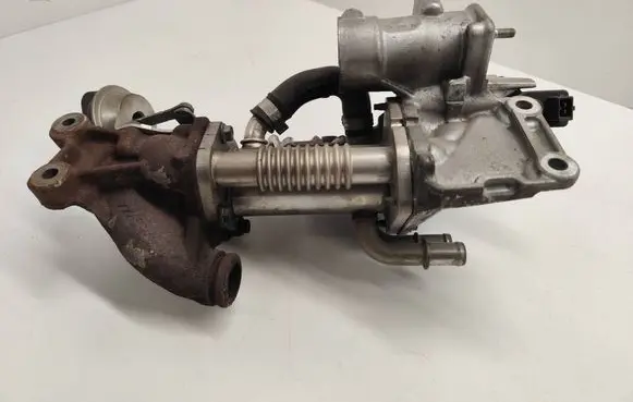 Renault Scenic III - Grand scenic III EGR valve 3523023