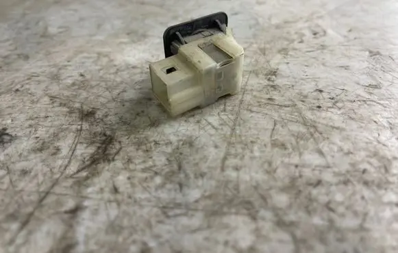 Mercedes-Benz A W168 Rear door sensor 1688201910