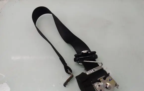 Ford Galaxy Rear seatbelt 