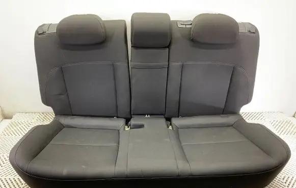 Hyundai Kona II Second row seats 