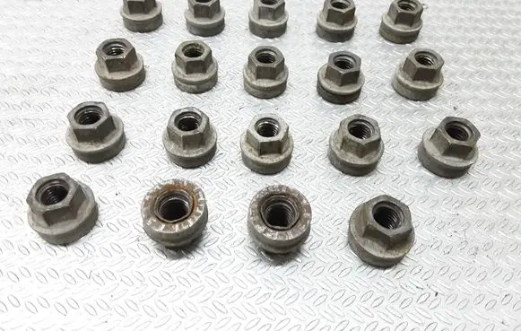 Nuts/bolts