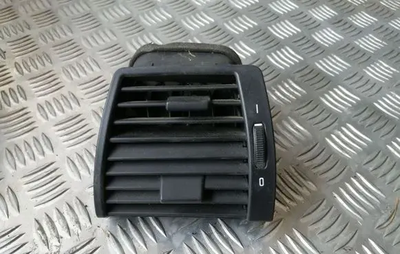 BMW X5 E53 Dashboard side air vent grill/cover trim 8402215 64228402215