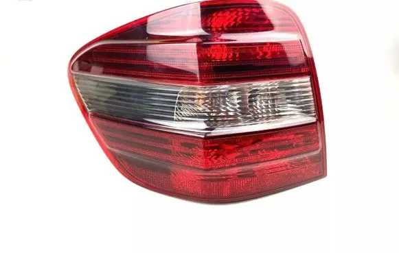 Mercedes-Benz ML W164 Rear/tail lights 404101L