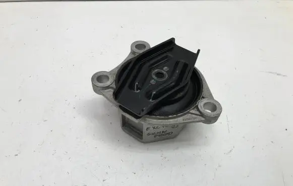 Volvo XC40 Engine mount vacuum valve 31686296