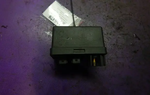 Alfa Romeo 147 Other relay 46812668