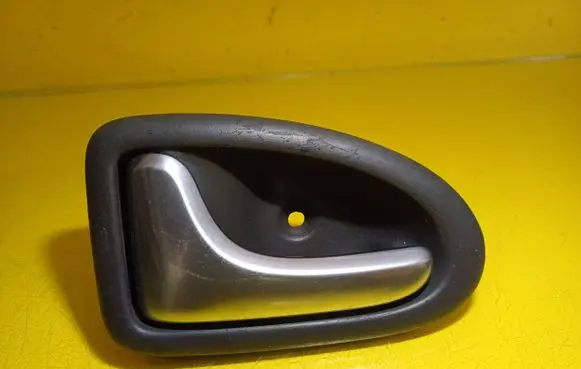Renault Scenic I Front door interior handle 7700415974