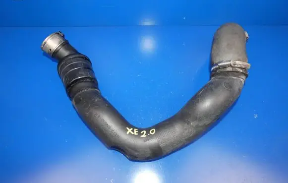 Jaguar XE Intercooler hose/pipe GX736N650AD