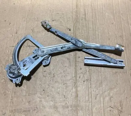 Mercedes-Benz 190 W201 Front door manual window regulator 