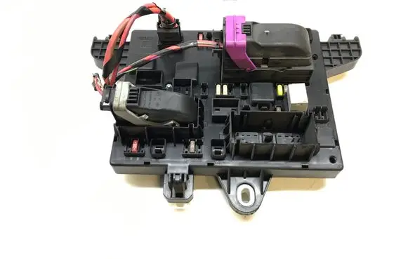 Opel Zafira C Fuse box set 13368651 K4195