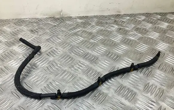 Audi Q3 8U Fuel return line/hose 