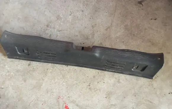 Renault Modus Trunk/boot sill cover protection 8200213727