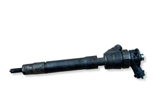 Renault Trafic III (X82) Fuel injector 0445110569