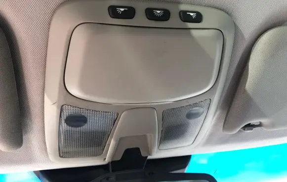 Volvo XC90 Front seat light