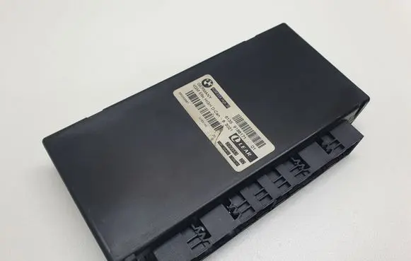 BMW 5 E60 E61 Comfort/convenience module 9186171 6135918617101