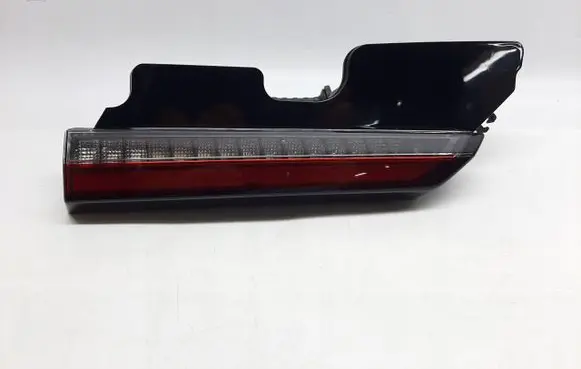 Volvo C40 Tailgate rear/tail lights 32365672